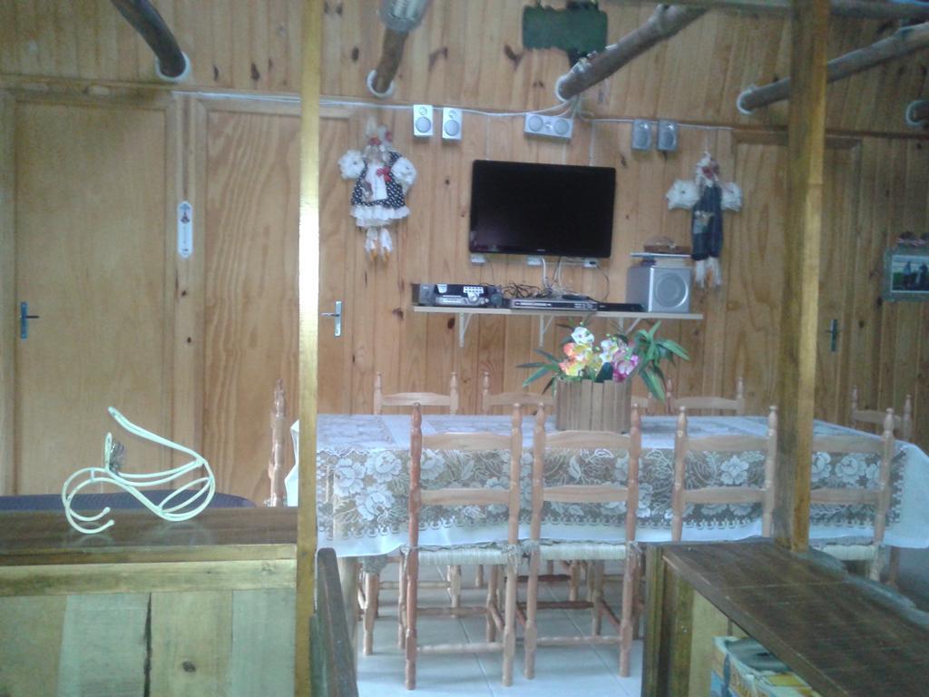 Casa Aconchegante Em Urubiciヴィラ エクステリア 写真